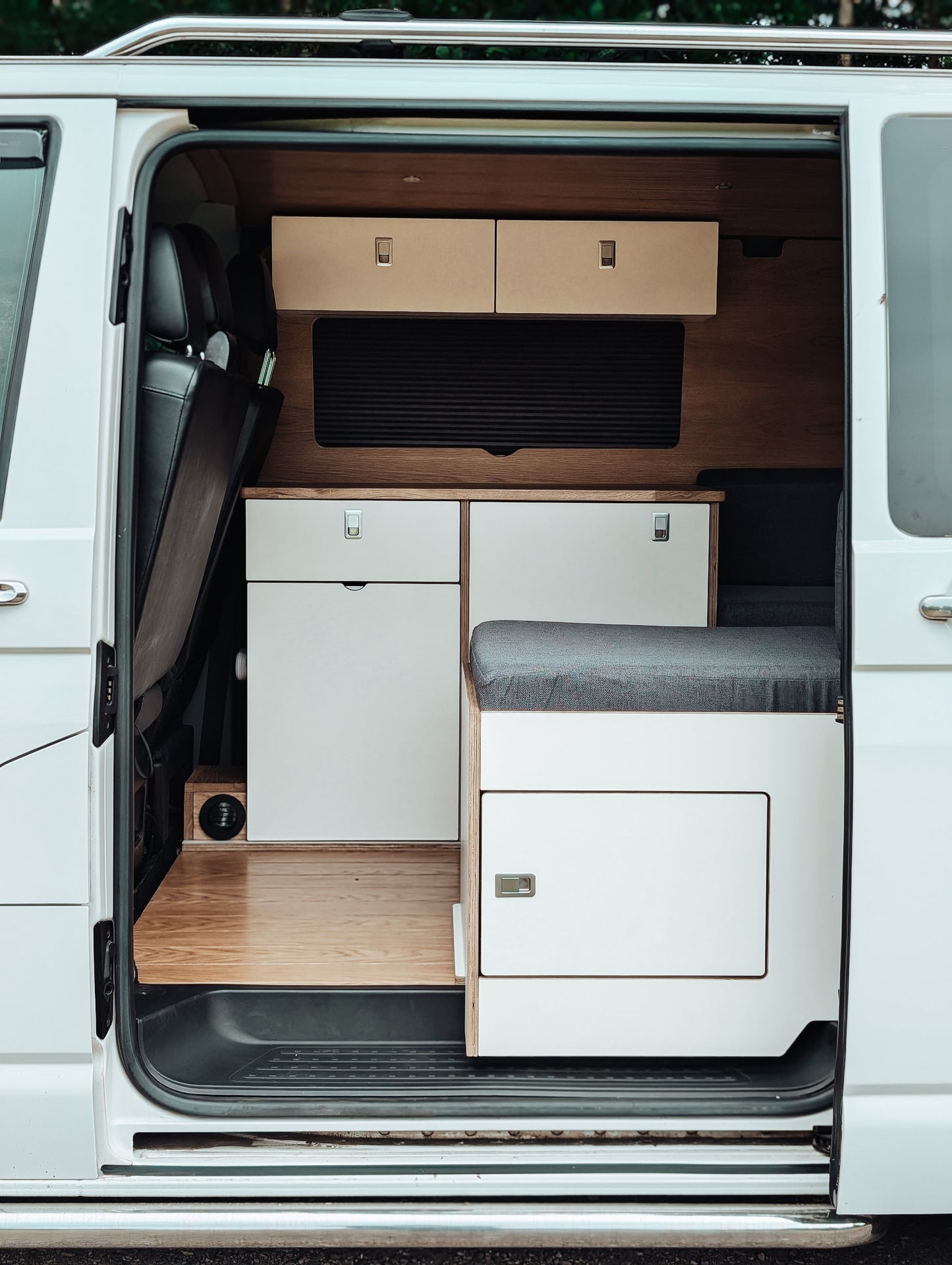 VW T5/T6 U Seat