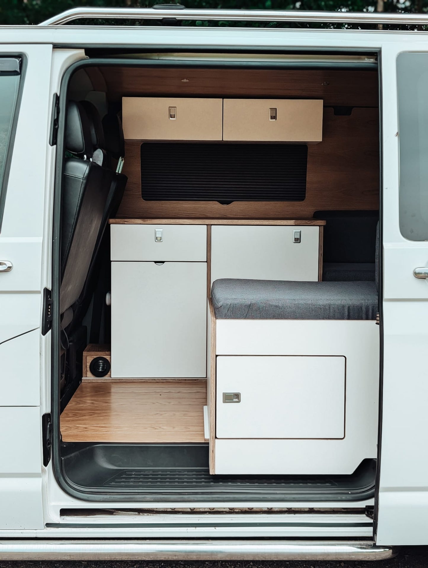 VW T5/T6 U Seat