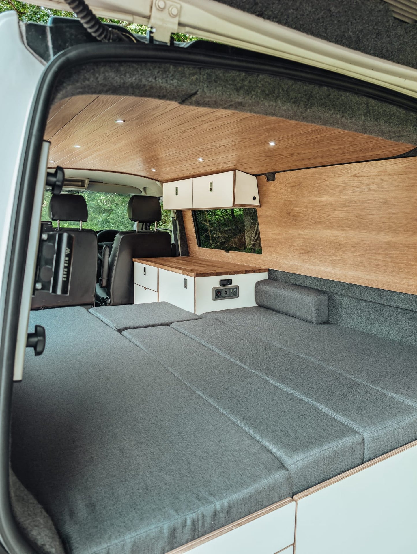 VW T5/T6 U Seat