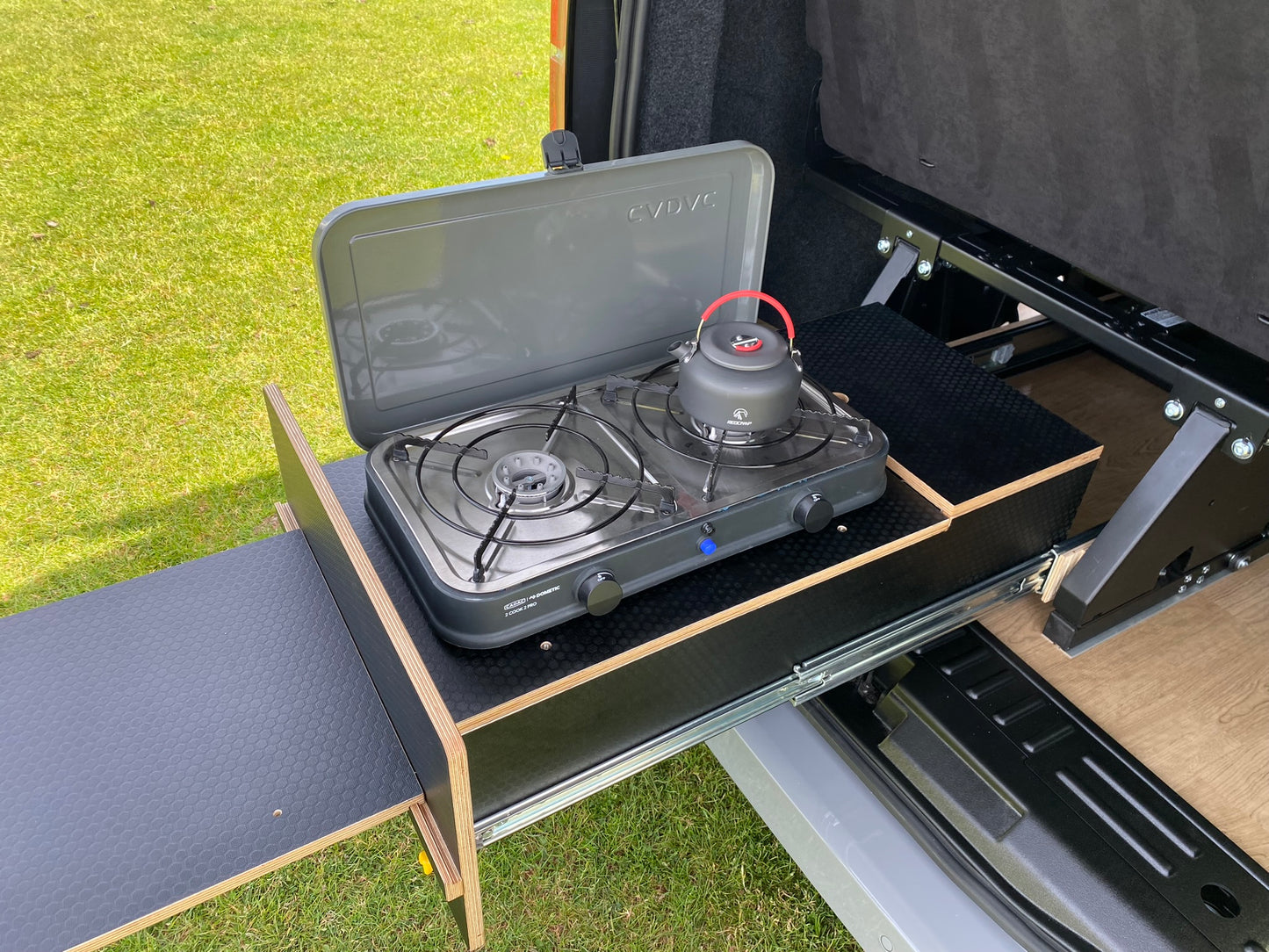 Mobiframe Rear Cook Station