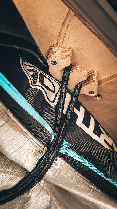 Bunga Thang Van Strap System